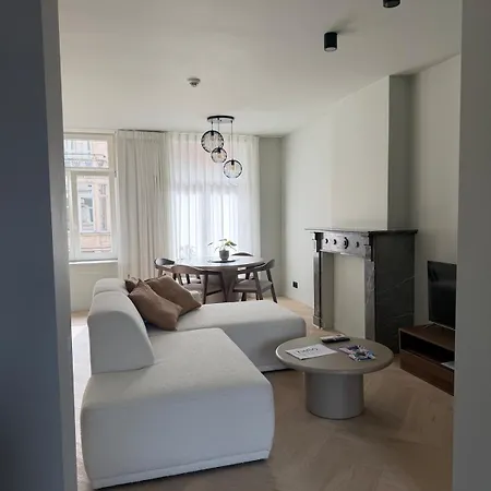 Allies Avenue Apartment Löwen