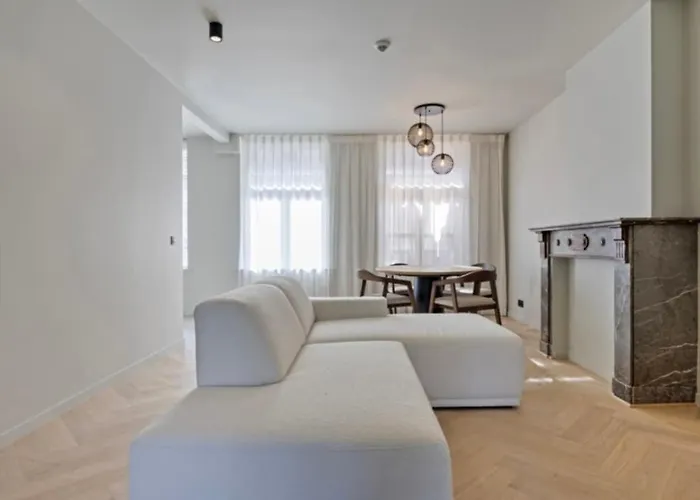 Allies Avenue Apartment