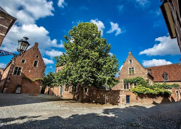 Apartment Allies Avenue